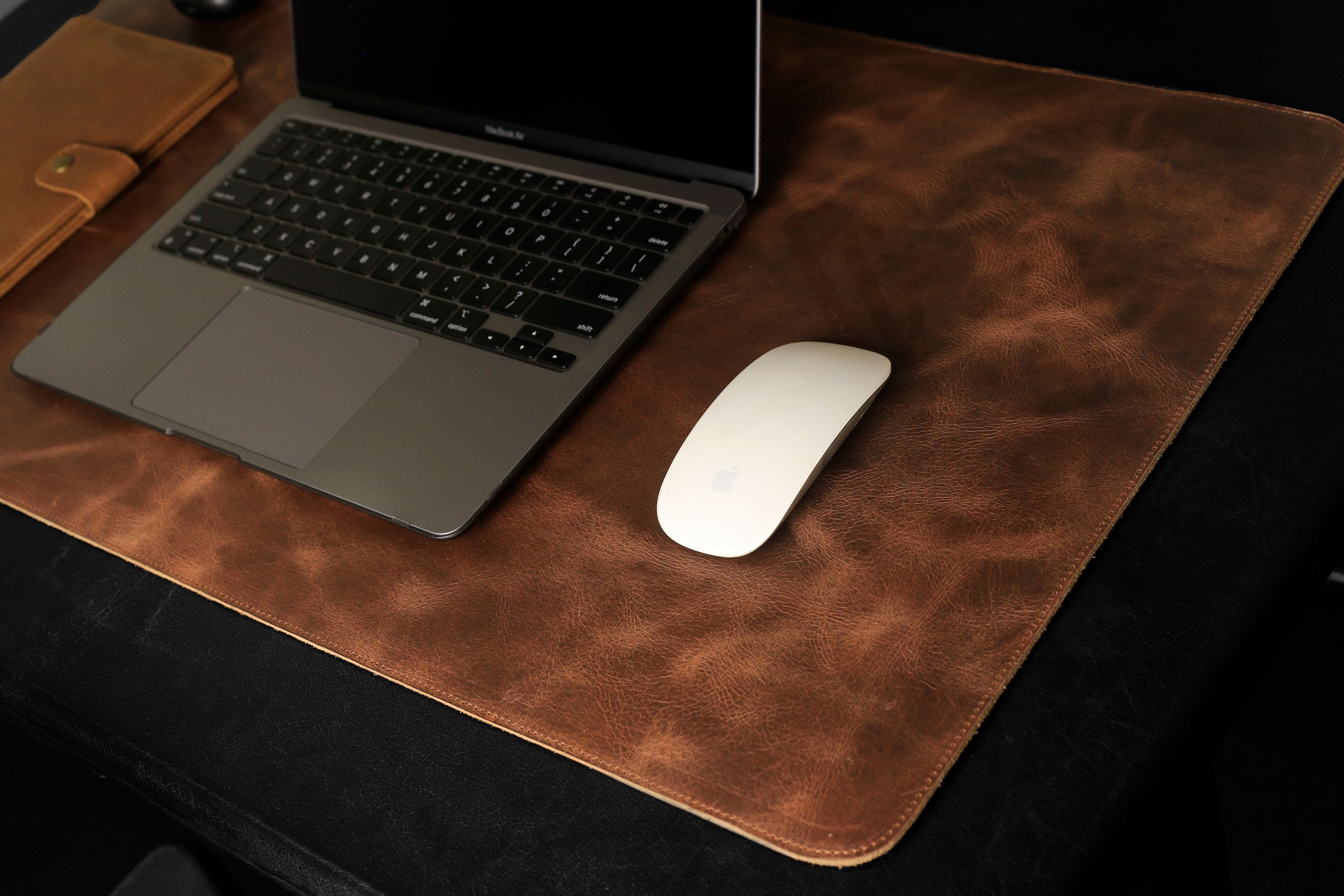#colour_pull up brown