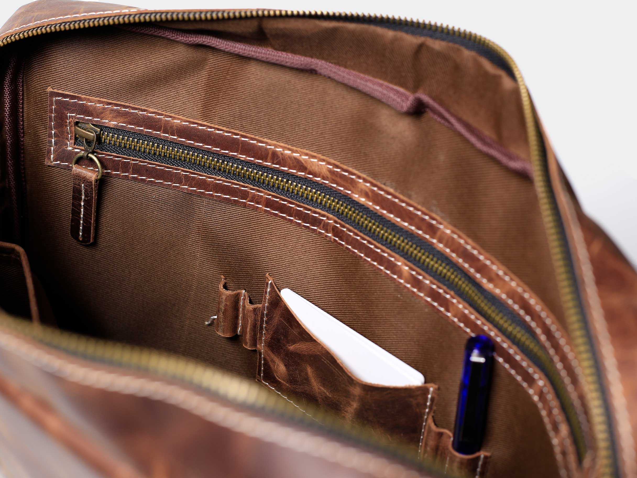 #colour_pull up brown