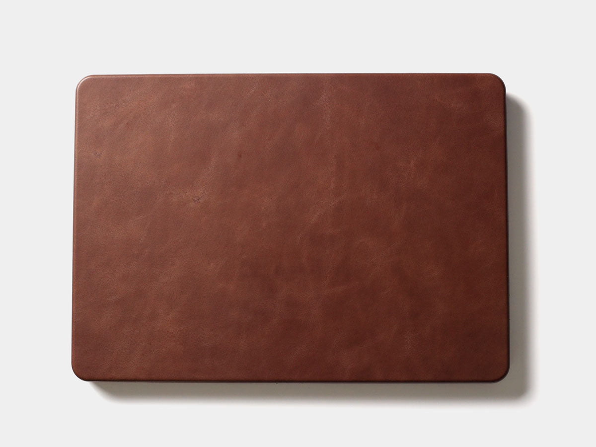 MacBook leather hardshell protection detail
